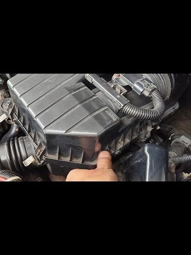 How to replace air filter Honda Civic 2008 - 2011 #civicfd #airfilterchange #airfilterreplacement