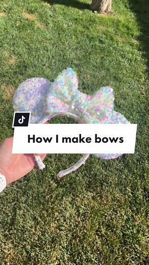 DIY Minnie Mouse Bow Tutorial