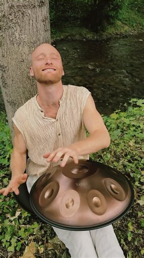 How I love mini handpans 😍 I am traveling so much lately and those mini handpans are really a game changer. Not only for people who are frequently on the run with their handpan, but also for smaller people who struggle with the conventional size of handpans. Mini handpans have many advantages. I just visited our @yatao.shop storage and realized we have 4 beautiful YataoPans mini D Kurd 9 in stock. Be quick if you want one, usually the well quick. Safe 100€ by using MalteMarten100 at the checkou