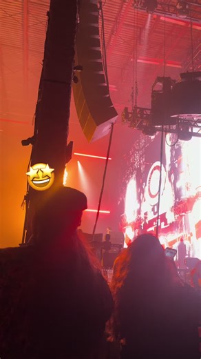 My neck is broken but heart is so full 🥰 @subtronics #bass #subtronics #brooklyn #dubstep