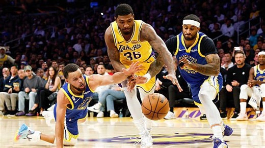 Warriors Defeat LeBron-Less Lakers In Season Opener