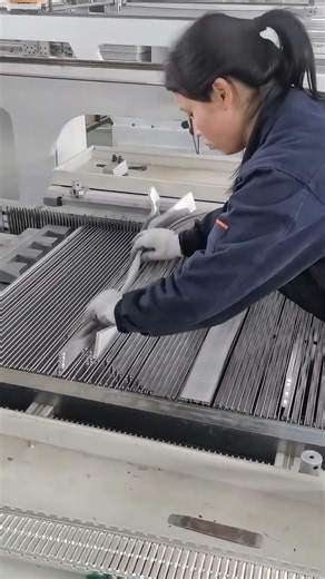 Automated Tube-Dropping Core Assembly Machine ✨Easier & faster to operate, boosts productivity!