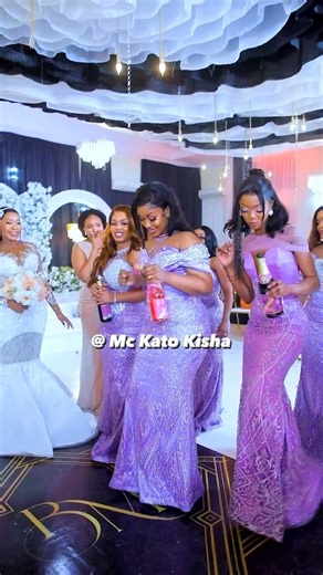 Bride’s Squad Vs Groom’s Squad😍🔥 Sema Ladies wameua sana hii battle!! #BarakaAndMilcah wedding highlights #McKatoKisha 🎤 | Mc Kato Kisha