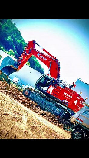 #baggernation #baggerfahrerausleidenschaft #kettenbaggerfahrer #mobilbaggermafia #Mobilbagger #radlader #hitachi #zx690 #caterpillar #kurzgruppe