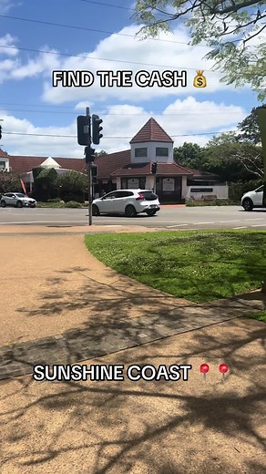 Treasure Hunting Adventure in Sunshine Coast, Queensland