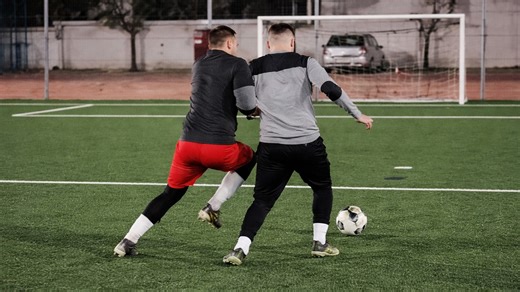 Strong defense that looks like Van Dijk