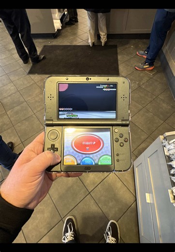 POV: Lunch Break #3DS #nashville #lunchbreak #gaming