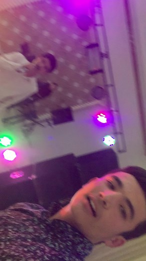 Sapa Hojayev: Kesfet ve Mundenbiri