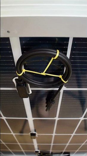 SumSol | Panel solar JA Solar JAM72D40/MB, máxima producción en instalaciones de gran escala