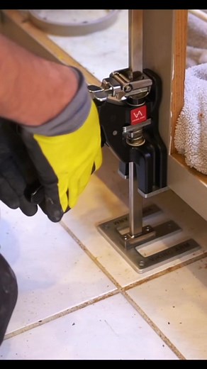 Innovative Viking Arm Jack for DIY Enthusiasts