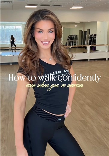 Don’t let your nerves get the best of you! Save this post for your next pageant so you can look confident on the runway 👠✨ #pageanttips #runwaywalk #pageantwalk