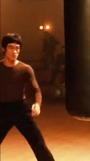 Bruce Lee’s Legendary Kick | The Speed That Shocked the World (Rare Footage)