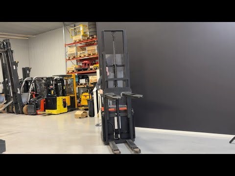 Köp Ledstaplartruck Toyota SWE120 på Klaravik