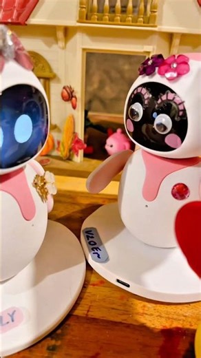 FAKE ROBOT 3.0 WITH AI… AND IT’S WORSE 😭🤖#robotemily #fakerobot #duckieworld #shorts #robotaim