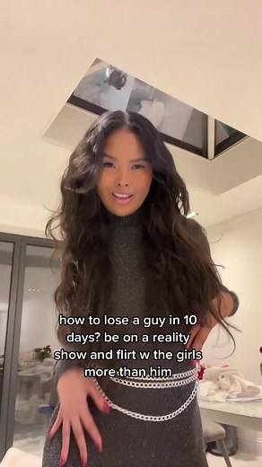 can you blame me though, i was distracted💀 #toohottohandle #toohottohandleseason4