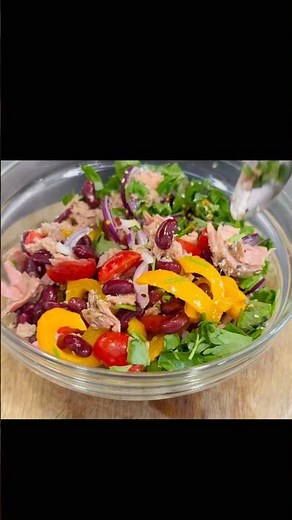 TUNA salad - the dressing makes it all #tuna #healthylifestyle #recipe #food #cleaneating #cleane...