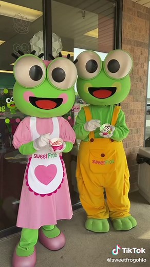 Delicious Froyo Treats for Scoop and Cookies