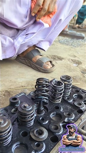 Fastest Head Valve Lock Removal—Pro Mechanic Trick in Seconds #mechanic #engine #shorts #ytshorts