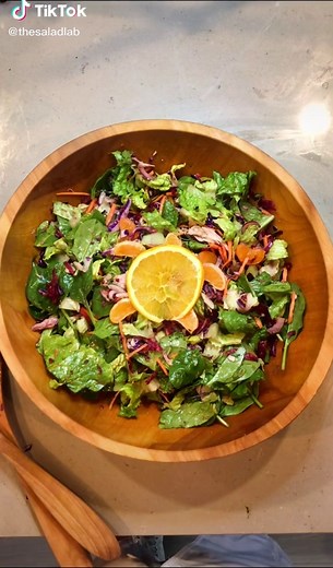 Delicious Mandarin Orange Salad with Orange Juice Dressing