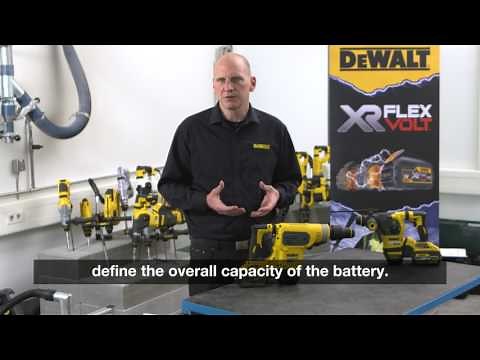 How can the DEWALT XR FLEXVOLT battery be both 18V and 54V?