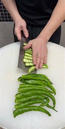 Creative Green Pepper Carving Ideas for Beginners#Beautiful Green Pepper Flower Carving Tutorial