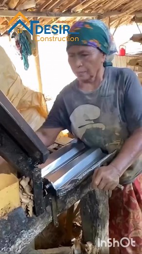 7.4K views · 17 reactions | Moulage de tuiles écologiques en argile brute ! Partager pour encourager l’initiative #ecologie #tutorial #bricks 6 76 23 21 80. Ministère de l'Habitat et du Développement Urbain Crédit Foncier du Cameroun | Desir-Construction | Facebook