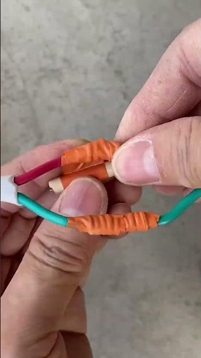 How to Splice Multiple Electrical Wires Securely Using Metal Springs
