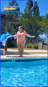 6.5K views · 22 reactions | • Hilarious Girls Splash Attacks Gone Wrong  | Quiropractica Especifica | Facebook