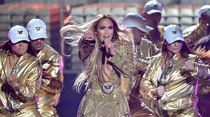 Jennifer Lopez's VMAs medley performance stole the show