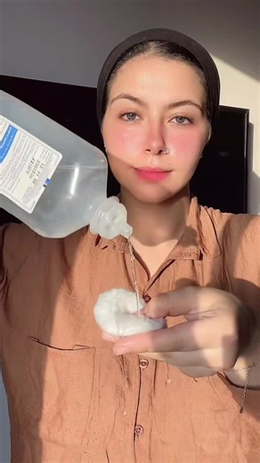 محلول الملح للبشرة: الاستخدامات والفوائد