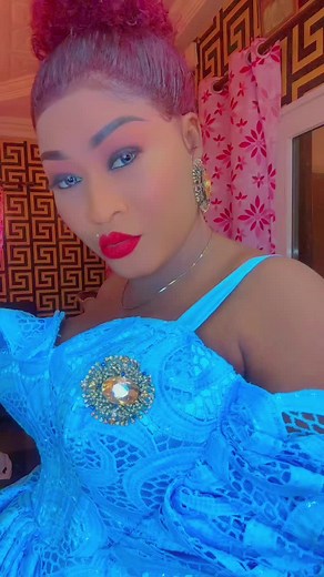 Stunning Blue Lace Dress Showcase with Bold Accessories