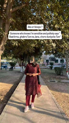 Mystic_diaries |Modest Fashion Influencer🦋 on Instagram: "🍂🥀"