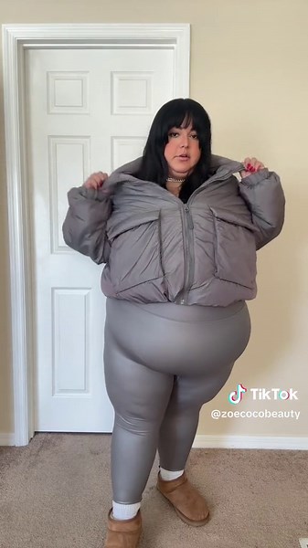 Fabletics Plus Size Winter Outfit of the Day Review