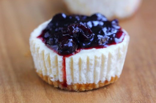 Cheesecake Cupcakes - The Best Mini Cheesecake Recipe!