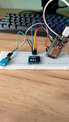 Arduino temperature and humidity monitor project with a 0.96 OLED display. #arduino #arduinoproject