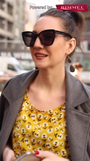 Pitali smo prolaznice: Šta za njih danas znači 8. mart? A potom smo ih obradovali Rimmel proizvodom za negu i sjaj usana. 💄