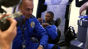 Behind the scenes of Michael Strahan's astronaut training