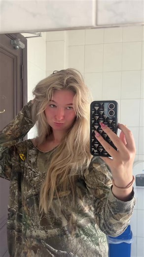 Tan, camo, blonde