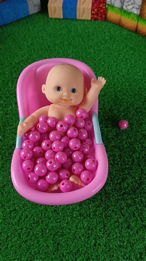 Satisfying Baby Bath ASMR