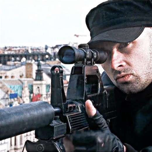 The woman was besieged by killers—can she escape ？ #shorts #movie