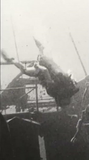 Vintage Scuba Diving With First Underwater Camera! 🤿 #divng