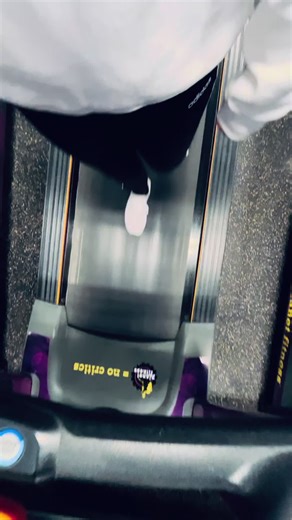 You have to never step backwards, only onwards and upwards. Don’t go back to your old life when you faught so hard to get where you are now! #blessed #lifestyle #workout #inspo #cardioday