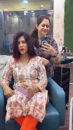 SREEMOTI BEAUTY SALON (accademc) | Sree Moti family#halishahar #clints reviews #beautycare #salonexperience | Instagram