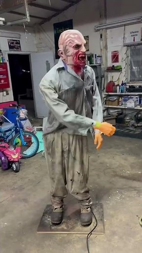 Homemade DIY Animatronic