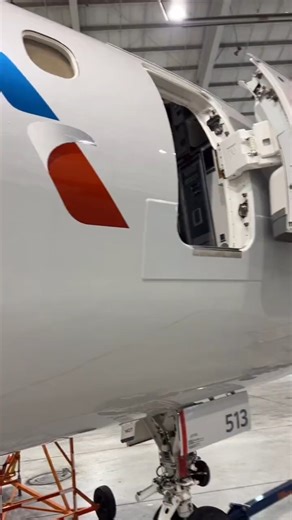 Come change a Crew O2 bottle with me. #aviation #aircraftmechanic #aircraftmaintenance #avgeek #pilotlife #airline | Aircraft Mechanick