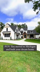 Don’t miss out on the stunning view of the primary bathroom! A huge shoutout to @wayup_media for their incredible video and drone work, showcasing this space like never before. | Fascinating Homes