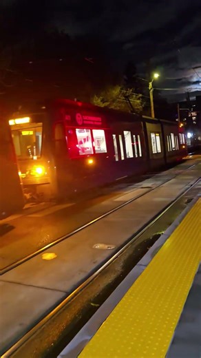 Sacramento Light Rail Siemens S700.