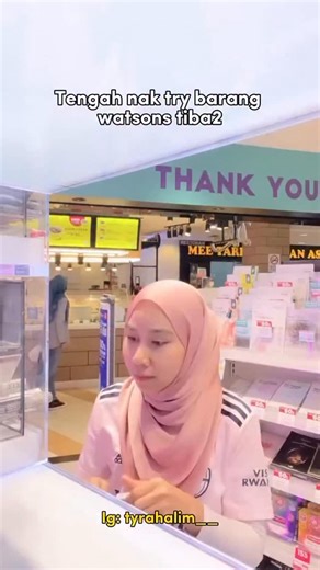 Mynewshub on Instagram: "Elok la akak tu tegur....sebelum kau kena penyakit herpes ke apa.... #mynewshub"