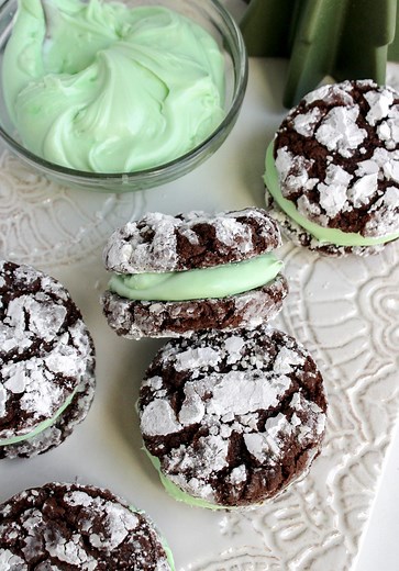 35K reactions · 9.3K shares | Mint Chocolate Sandwich Cookies...