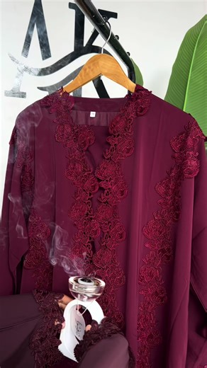 Vip abaya Eid collection ✨💃 Noogu kaalay alaab unique ah qurux badan oo quality leh ✨🤍 🚚Delivery: goobwalba 📍Location : Burco mall #eidcollection #akstock #muqdisho #hargeisa #viral_video